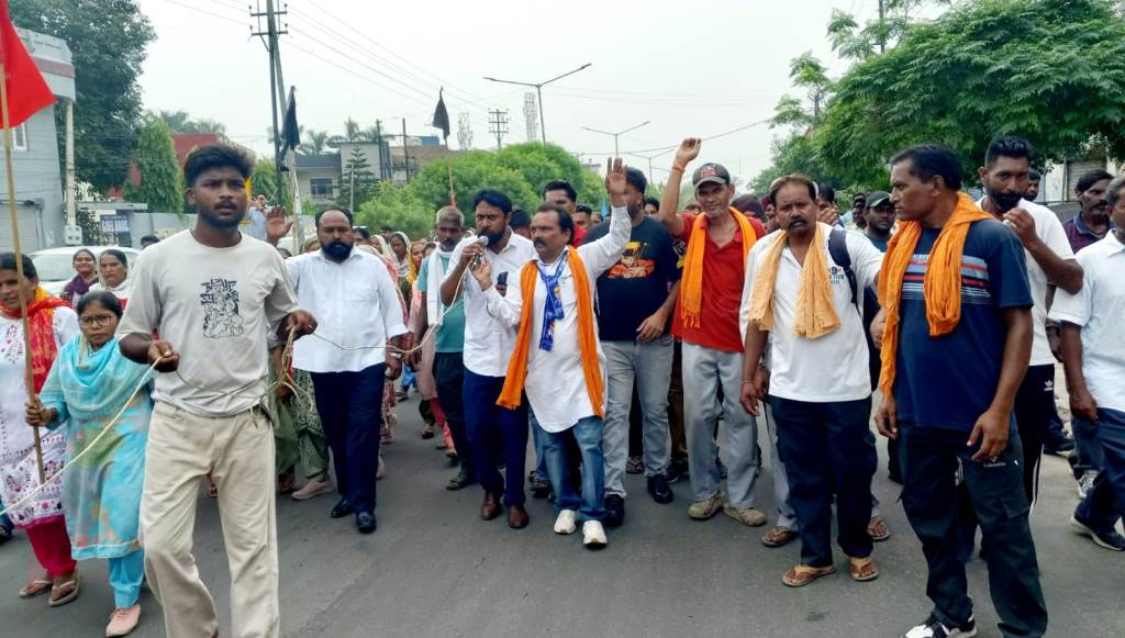 Sweeper Union Municipal Corporation holds protest rally in support of Punjab Bandh